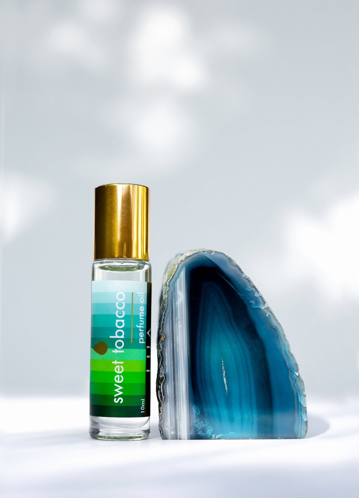 SWEET TOBACCO perfume oil – LUA skincare